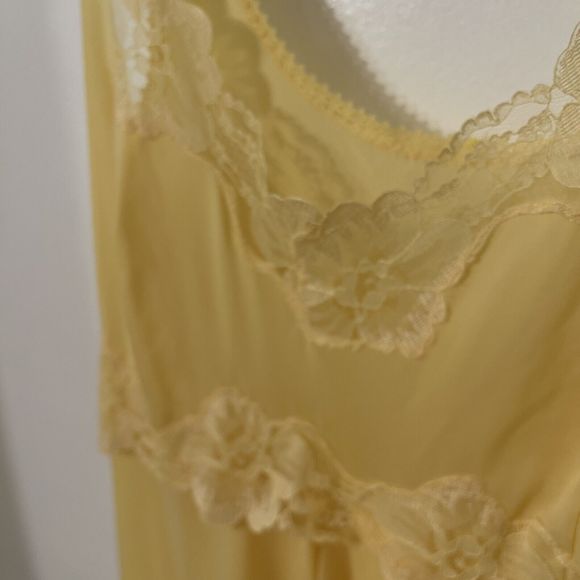 Corolle Lingerie De Luxe Vintage Bright Yellow Nightgown Lace Size 44 / S - Picture 3 of 10